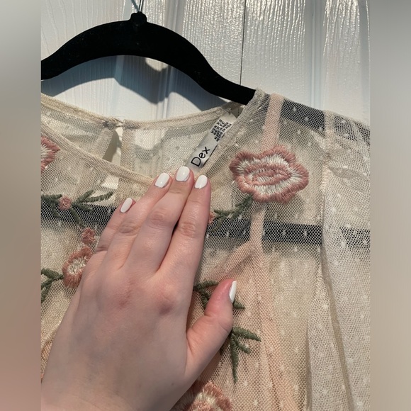 Dex Floral Lace Blouse - Picture 2 of 3